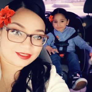 Meet your Posher, Mia